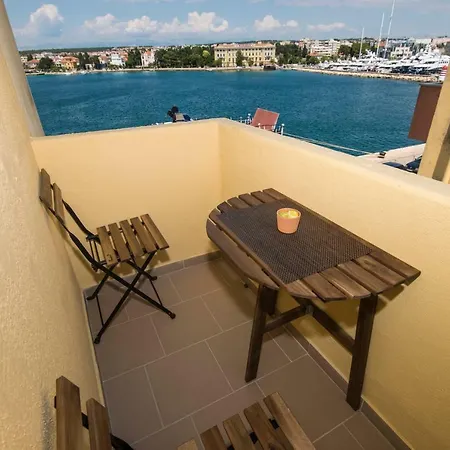 Apartament Pleasure 1 I 2 *