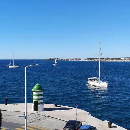 Apartament Pleasure 1 I 2 *