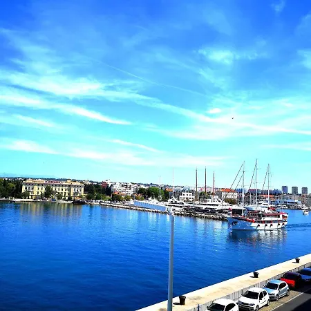Apartament Pleasure 1 I 2 *